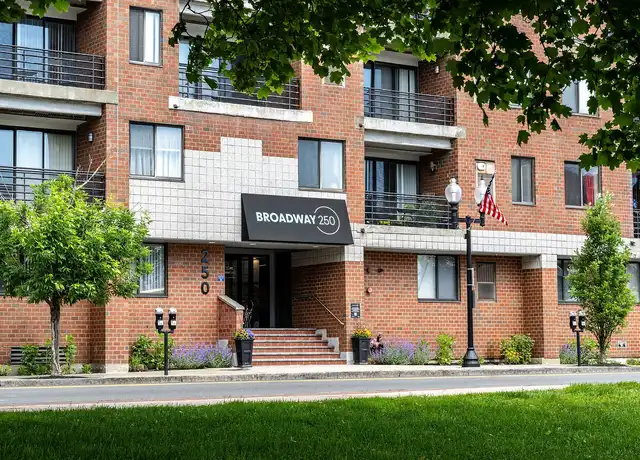 Property at Broadway250 - 250 Broadway, Revere, MA, 02151, 1 bed, 1 bath, [object Object]