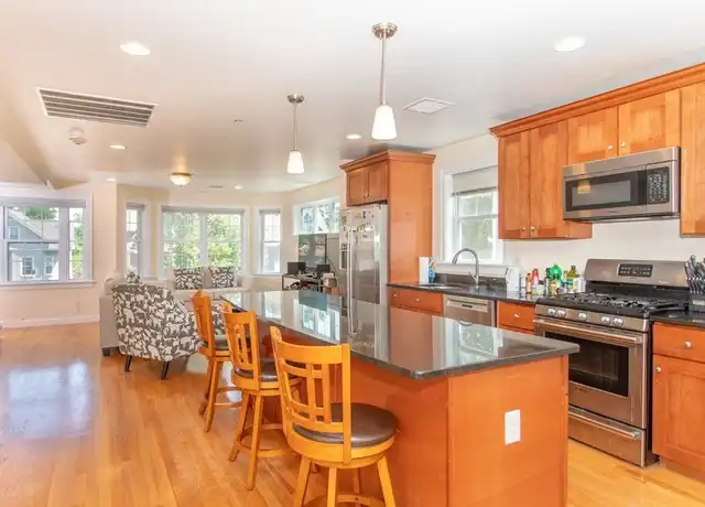 Property at 383 Hyde Park Ave #2, Roslindale, MA, 02131, 3 beds, 2.5 baths, [object Object]