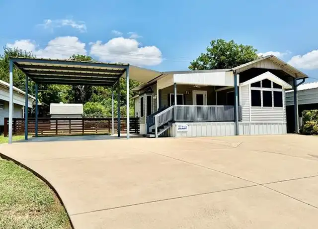 Property at 710 Brazos Harbor Cir, Granbury, TX, 76048, 1 bed, 1 bath, [object Object]