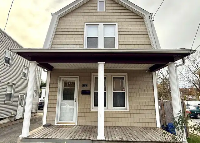 Property at 16 Columbia St, Farmingdale, NY, 11735, 3 beds, 1 bath, [object Object]