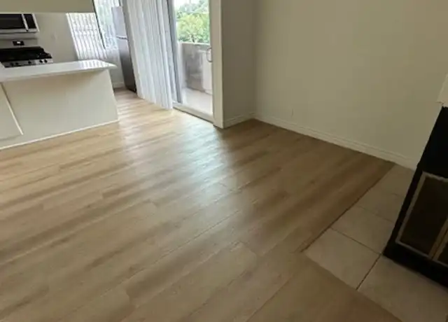 Property at 10764 Woodbine St Unit 07, Los Angeles, CA, 90034, 2 beds, 1 bath, [object Object]