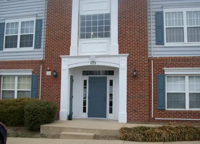 Property at 653 Constellation Sq SE Unit K, Leesburg, VA, 20175, 2 beds, 1 bath, [object Object]