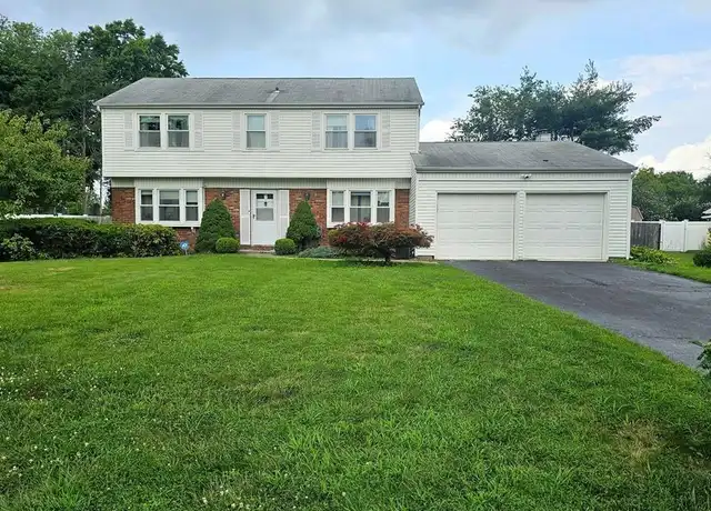 Property at 9 Maureen Ln, Stony Brook, NY, 11790, 4 beds, 2.5 baths, [object Object]