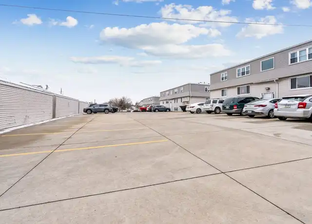 Property at Leavitt Park Apartments - Building 1014 - 1014 Leavitt St, Waterloo, IA, 50702, 2 beds, 1 bath, [object Object]