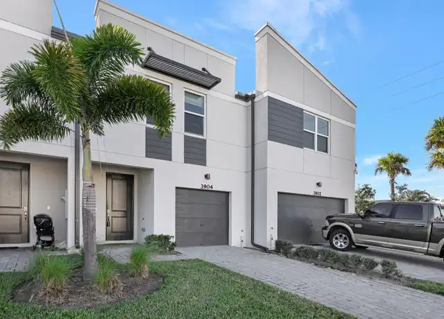 Property at 3904 SE Caladium Ct, Stuart, FL, 34997, 3 beds, 2.5 baths, [object Object]