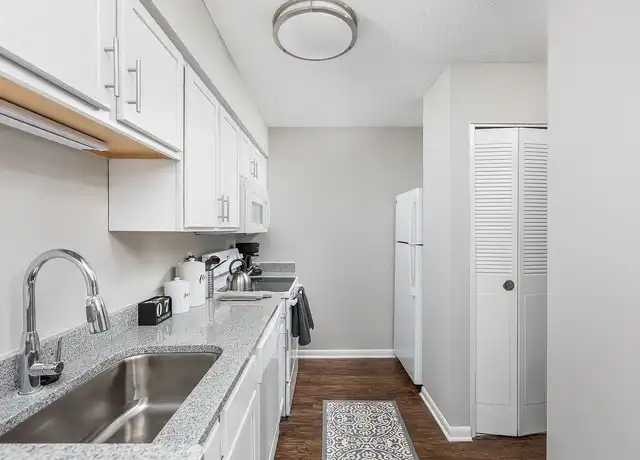 Property at The Masters Apartments - 8975 Doral West Dr, Indianapolis, IN, 46250, 1-2 bed, 1-2 bath, [object Object]