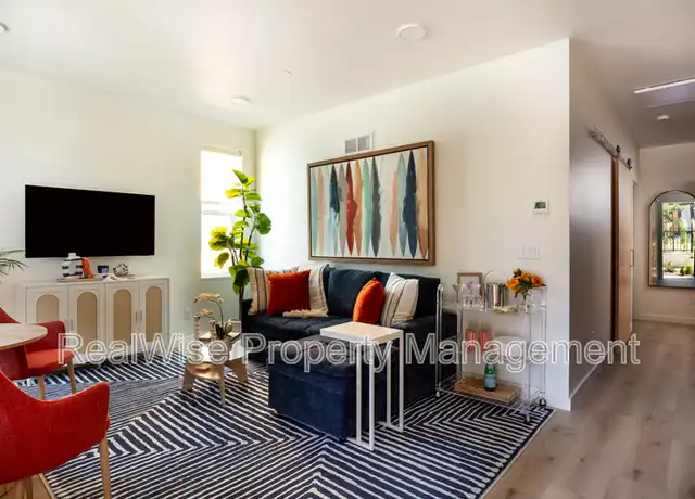 Property at 188 Garfield St Unit 201, Ashland, OR, 97520, 1 bed, 1 bath, [object Object]