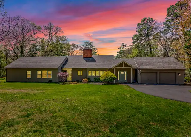 Property at 23 Vine Hill Rd, Farmington, CT, 06032, 4 beds, 3.5 baths, [object Object]