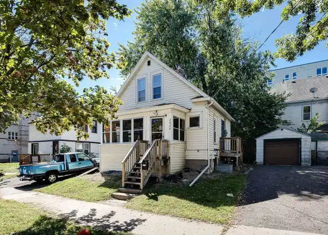 Property at 1410 8th St SE, Minneapolis, MN, 55414, 5 beds, 2 baths, [object Object]