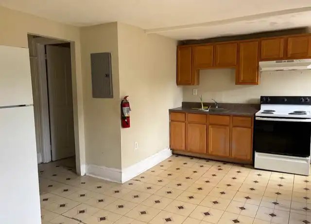 Property at 811 W Main St Unit 4, Norristown, PA, 19401, 1 bed, 1 bath, [object Object]