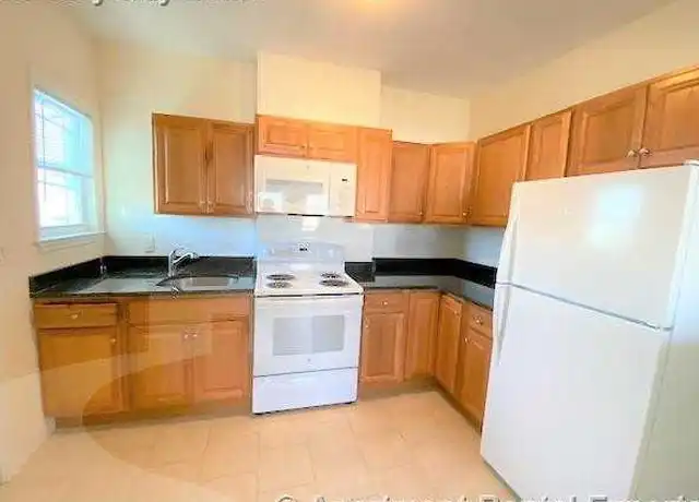 Property at 9 Temple St Unit 3, Somerville, MA, 02145, 1 bed, 1 bath, [object Object]