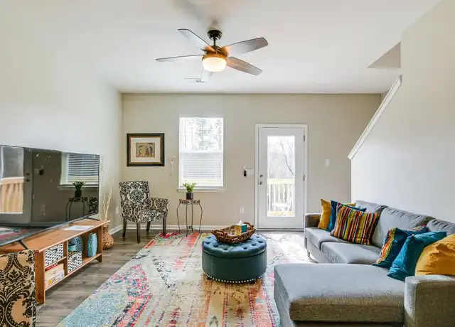 Property at 33 Apollo View Ln Unit 33, Greenville, SC, 29607, 4 beds, 3.5 baths, [object Object]