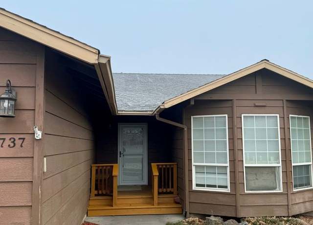 Photo of 2737 SW Quartz Ave, Redmond, OR 97756