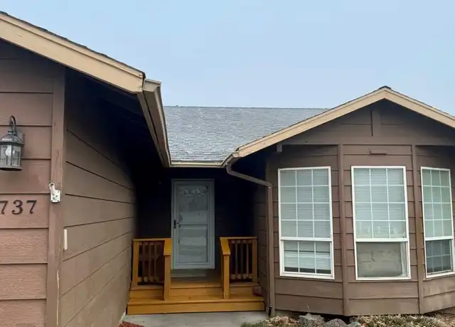 Property at 2737 SW Quartz Ave, Redmond, OR, 97756, 3 beds, 2 baths, [object Object]