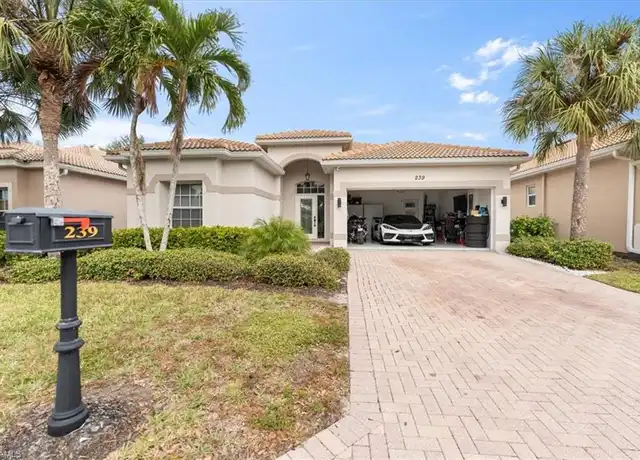 Property at 239 Glen Eagle Cir, Naples, FL, 34104, 3 beds, 2 baths, [object Object]