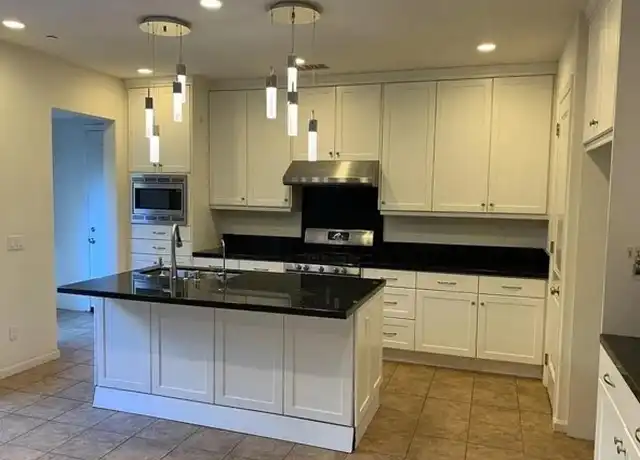 Property at 107 Painted Trellis, Irvine, CA, 92620, 3 beds, 2.5 baths, [object Object]