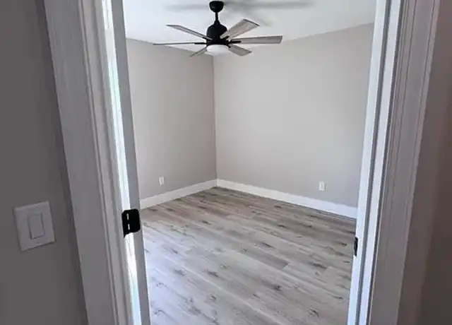 Property at 2914 7th St SW, Lehigh Acres, FL, 33976, 3 beds, 2 baths, [object Object]