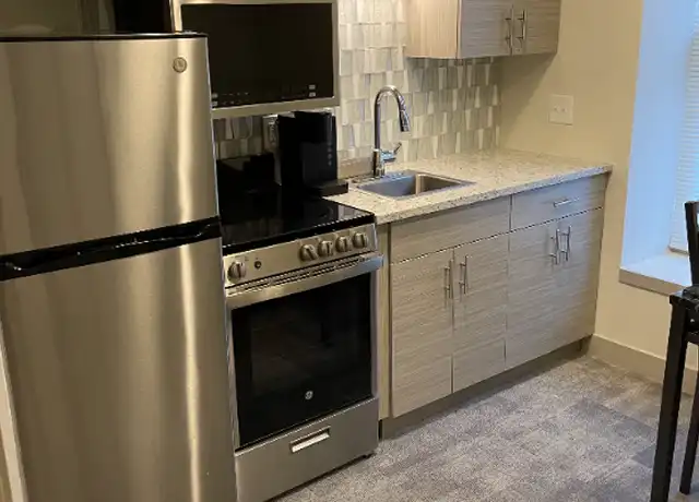 Property at 1417 W 9th St Unit 306, Cleveland, OH, 44113, 1 bed, 1 bath, [object Object]