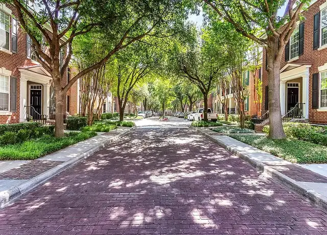 Photo of 5445 Caruth Haven Ln, Dallas, TX 75225