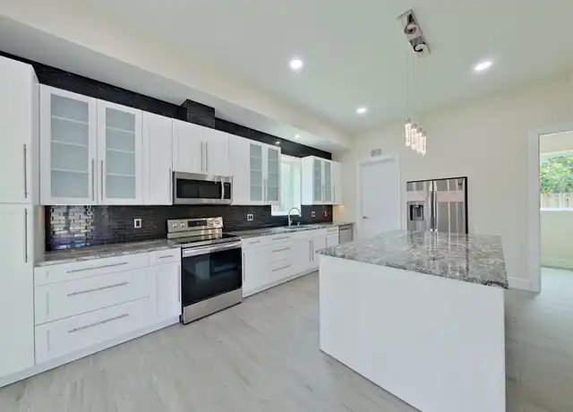 Property at 5468 Cimmeron Ct, Gulf Breeze, FL, 32563, 4 beds, 3.5 baths, [object Object]