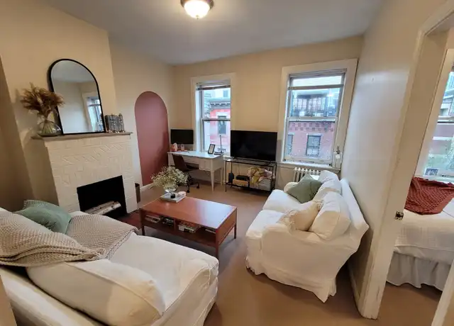 Property at 24 Phillips St Unit 10, Boston, MA, 02114, 1 bed, 1 bath, [object Object]