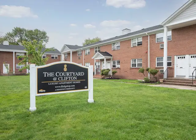 Photo of 1 Kowal St, Clifton, NJ 07013