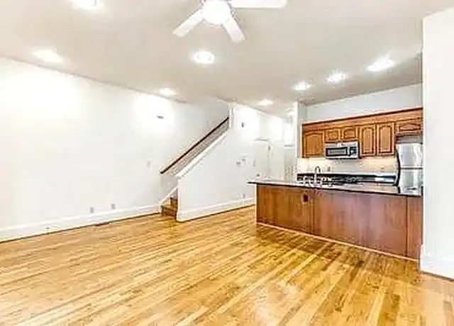 Property at 1424 W Cary St, Richmond, VA, 23220, 3 beds, 3 baths, [object Object]