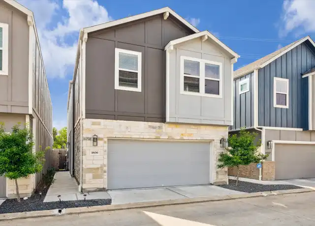 Property at 1806 La Magnolia Dr, Houston, TX, 77023, 3 beds, 2.5 baths, [object Object]