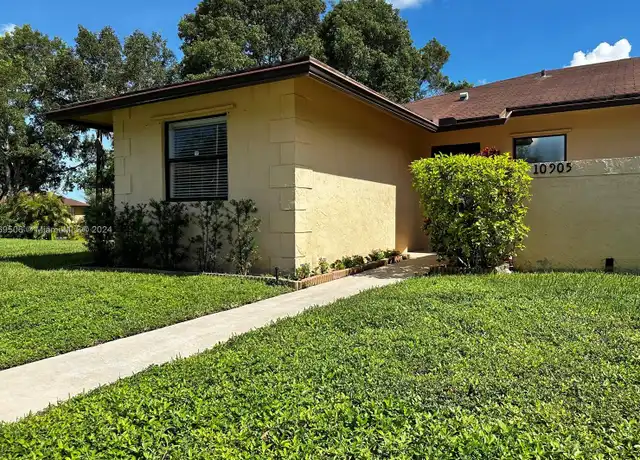 Property at 10905 NW 29th Pl #10905, Sunrise, FL, 33322, 3 beds, 2 baths, [object Object]