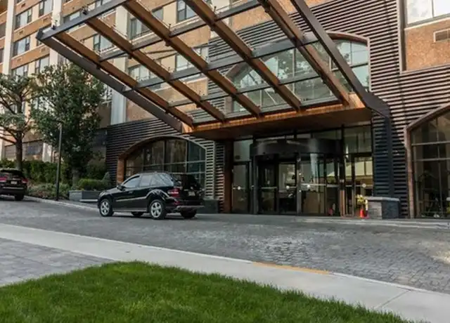 Property at 250 Gorge Rd Unit 7-H, Cliffside Park, NJ, 07010, 2 beds, 2 baths, [object Object]