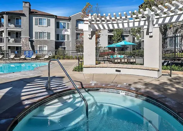 Photo of 1 Amberstone Ln, San Ramon, CA 94582