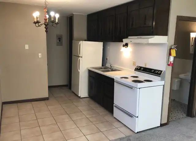 Property at 315 Hoyt Ave E, St Paul, MN, 55130, 0 beds, 1 bath, [object Object]
