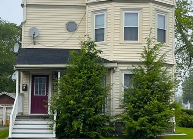 Property at 239 Forest Ave Unit 3, Brockton, MA, 02301, 3 beds, 1 bath, [object Object]