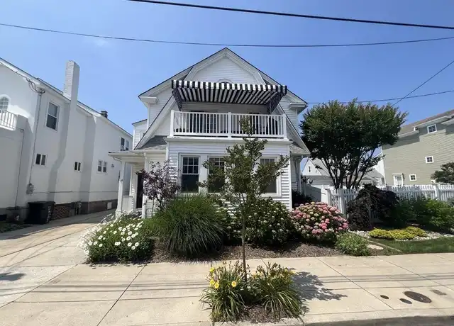 Property at 112 N Belmont Ave, Margate City, NJ, 08402, 5 beds, 2.5 baths, [object Object]