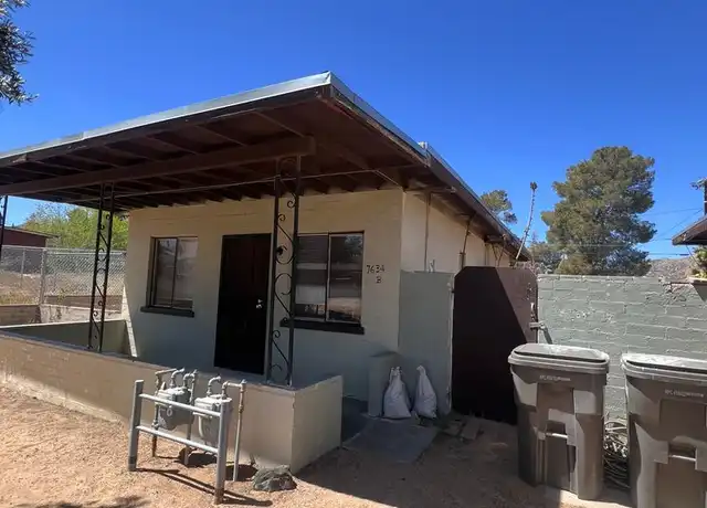 Property at 7634 Fox Trl Unit B, Yucca Valley, CA, 92284, 1 bed, 1 bath, [object Object]
