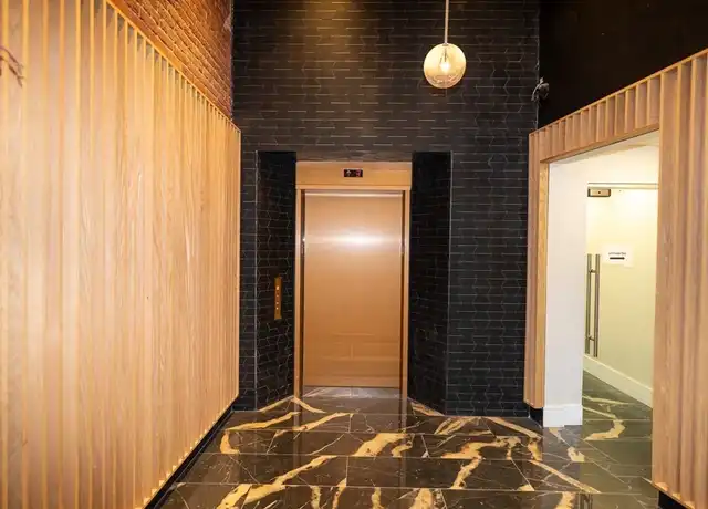 Property at 125 Broad St Unit 6, Boston, MA, 02110, 3 beds, 3.5 baths, [object Object]