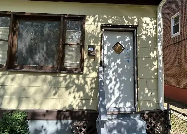 Property at 648 Stuyvesant Ave Unit 1, Trenton, NJ, 08618, 2 beds, 1 bath, [object Object]