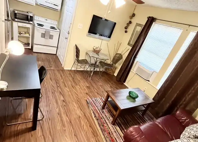 Property at 2005 Santa Anna St Unit 2, San Antonio, TX, 78201, 1 bed, 1 bath, [object Object]