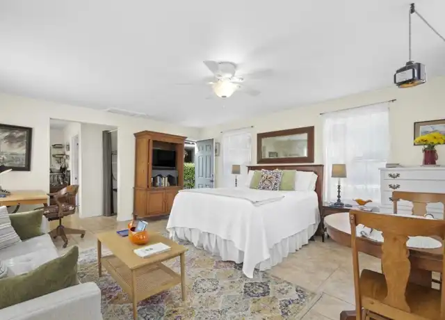 Property at 509 Live Oak St Unit 1, St. Augustine, FL, 32084, 1 bed, 1 bath, [object Object]