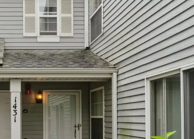 Property at 1431 Orleans Dr Unit 1431, Mundelein, IL, 60060, 2 beds, 2.5 baths, [object Object]
