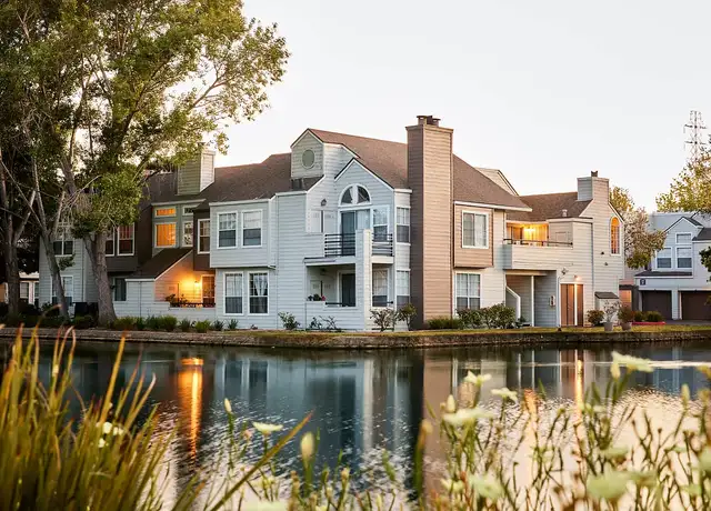 Photo of 300 Timberhead Ln, Foster City, CA 94404