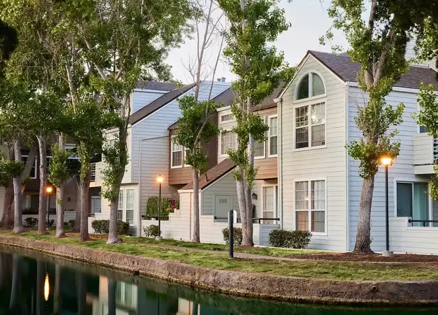 Photo of 300 Timberhead Ln, Foster City, CA 94404