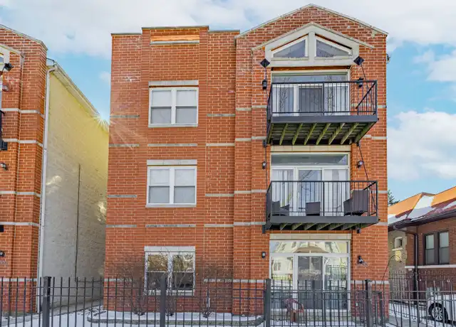 Property at 5933 W Huron St Unit 3N, Chicago, IL, 60644, 2 beds, 2 baths, [object Object]