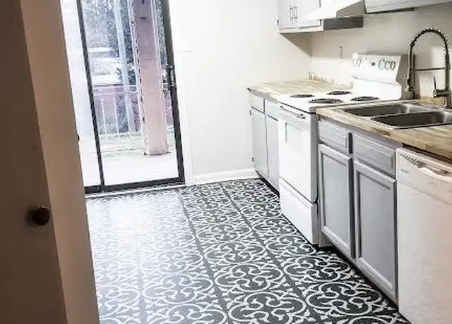 Property at 4802 Cannon Ridge Dr Unit B, Knoxville, TN, 37918, 2 beds, 1 bath, [object Object]
