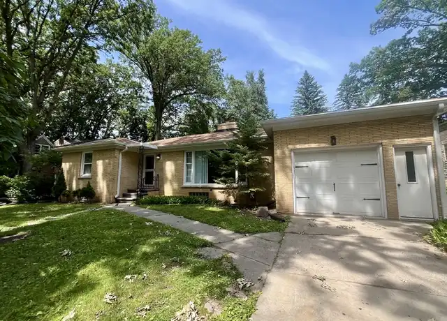 Property at 223 Oak Hill Dr, Green Bay, WI, 54301, 3 beds, 2 baths, [object Object]