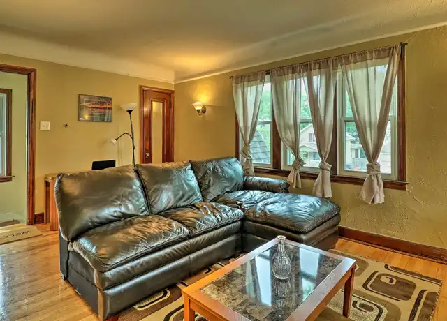 Property at 455 E Cambourne St Unit 2, Ferndale, MI, 48220, 2 beds, 1 bath, [object Object]