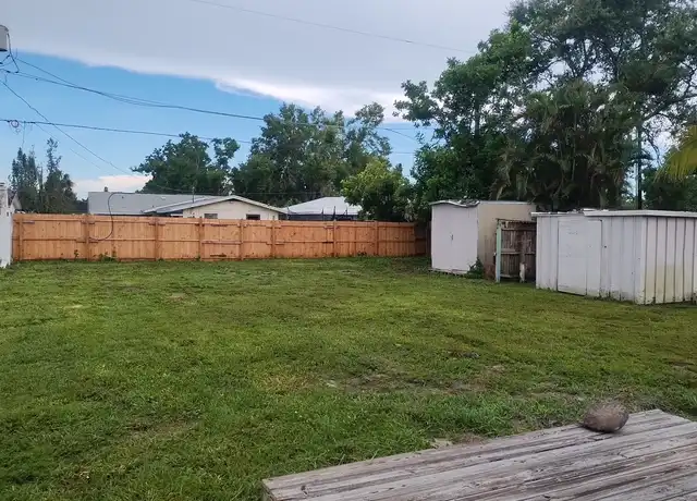 Property at 2217 20th Ave W, Bradenton, FL, 34205, 2 beds, 1 bath, [object Object]