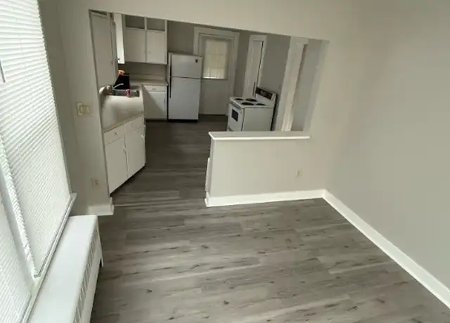Property at 724 Watervliet Shaker Rd Unit APT, Latham, NY, 12110, 2 beds, 1.5 baths, [object Object]