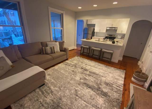 Photo of 158 High St, Newburyport, MA 01950