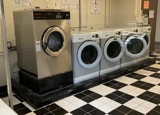Property at 6120 Grand Central Pkwy Unit C300, Forest Hills, NY, 11375, 1 bed, 1 bath, [object Object]